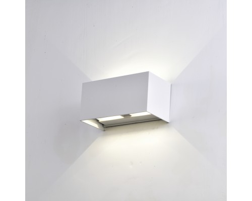 7820 Настенный уличный светильник DAVOS MANTRA