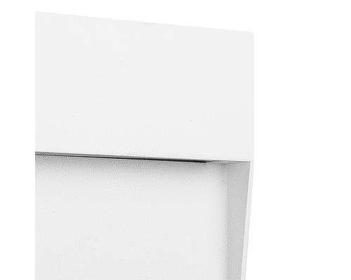 7016 Настенный уличный светильник BAKER MANTRA