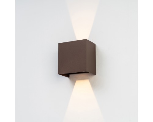 Настенный уличный светильник Davos 7438