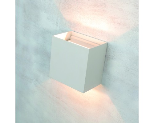 Настенный уличный светильник Davos 7436