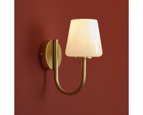 Настенный светильник (бра) Freya FR2039WL-01G