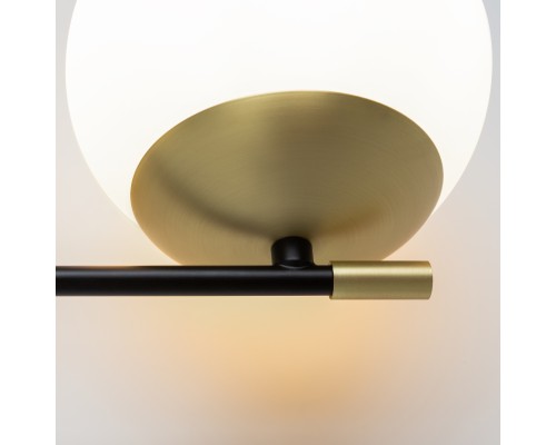 Настенный светильник (бра) Maytoni MOD048WL-02G