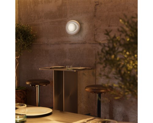 Настенный светильник (бра) Maytoni MOD435WL-01W