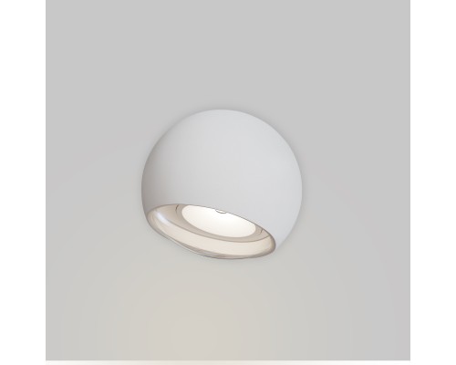 Настенный светильник (бра) Outdoor O032WL-L3W3K