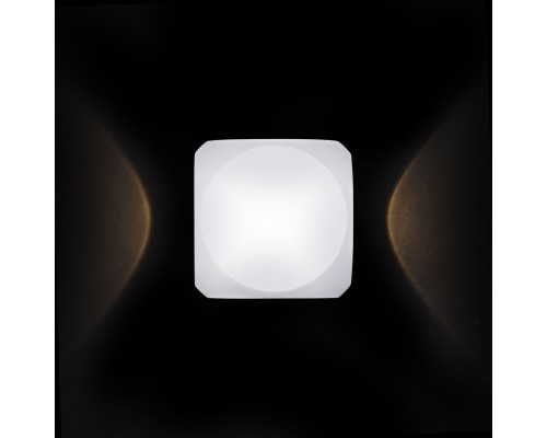 Настенный светильник (бра) Outdoor O015WL-L4W