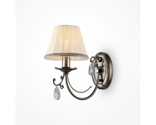 Настенный светильник (бра) Maytoni RC093-WL-01-R