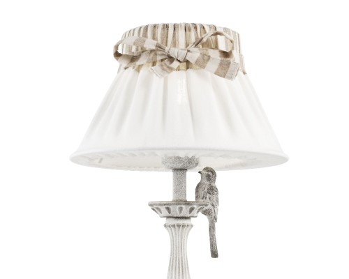 Настольный светильник Maytoni ARM013-11-W