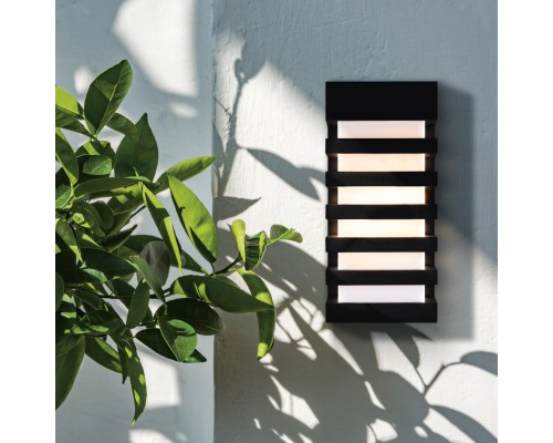 Настенный светильник (бра) Outdoor O034WL-02B