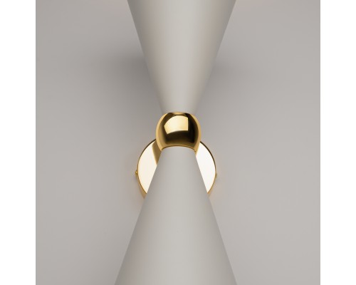 Настенный светильник (бра) Maytoni MOD108WL-02WG