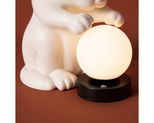 Настольный светильник Freya FR5607TL-01W