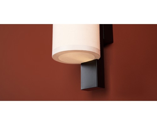 Настенный светильник (бра) Freya FR5625WL-L10B