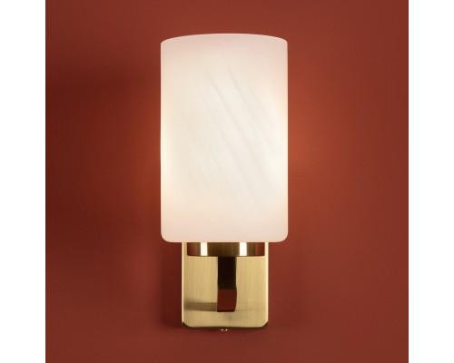 Настенный светильник (бра) Freya FR2059WL-01BS