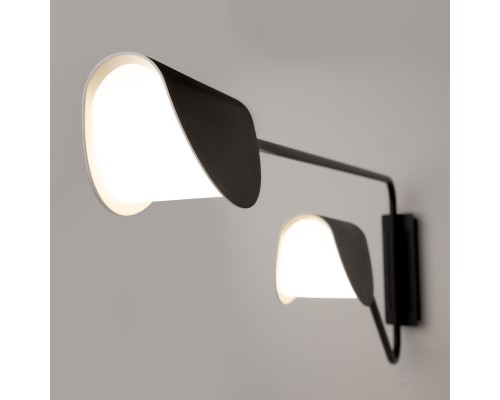 Настенный светильник (бра) Maytoni MOD126WL-02B