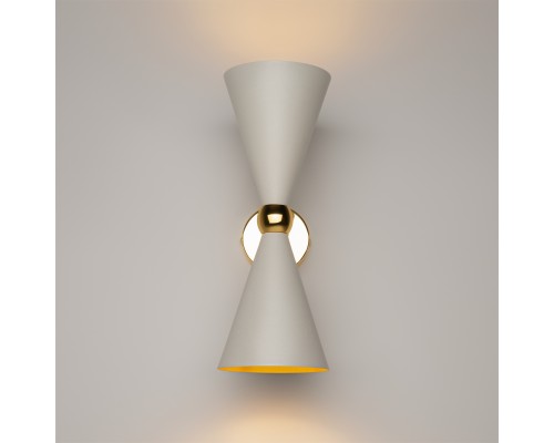 Настенный светильник (бра) Maytoni MOD108WL-02WG