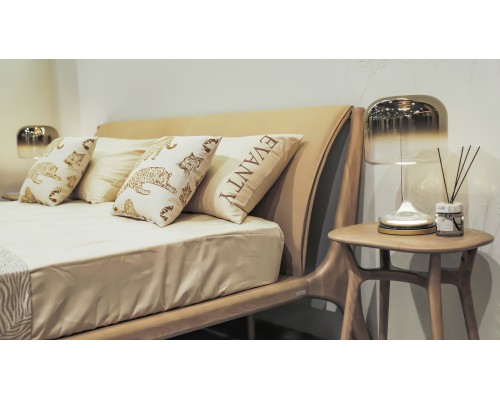 Настольный светильник Maytoni MOD286TL-L18G3K