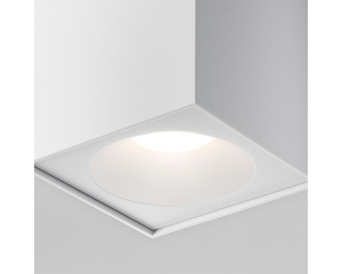 Потолочный светильник Technical C030CL-01W