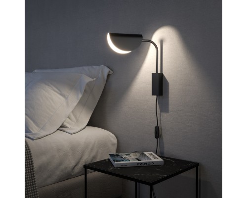 Настенный светильник (бра) Maytoni MOD126WL-01B