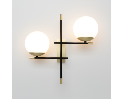 Настенный светильник (бра) Maytoni MOD050WL-02G