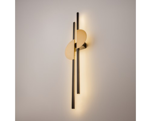 Настенный светильник (бра) Maytoni MOD179WL-L22BS4K1