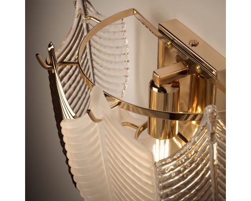 Настенный светильник (бра) Freya FR5143WL-01G