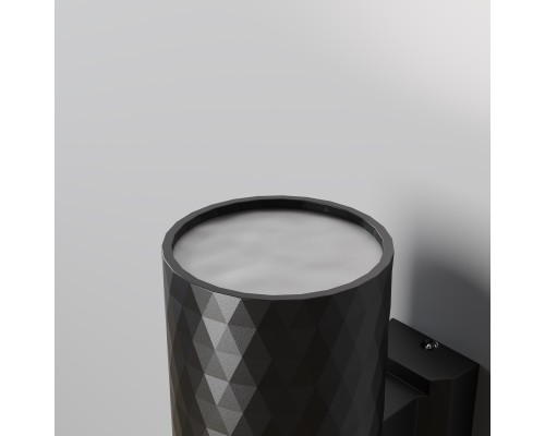 Настенный светильник (бра) Outdoor O583WL-01B