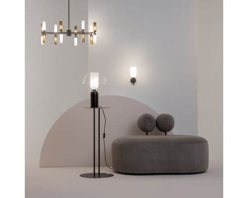 Настольный светильник Maytoni MOD177TL-01B