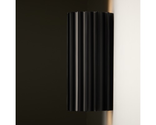 Настенный светильник (бра) Freya FR5437WL-L7B