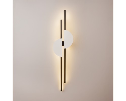 Настенный светильник (бра) Maytoni MOD179WL-L22W4K1