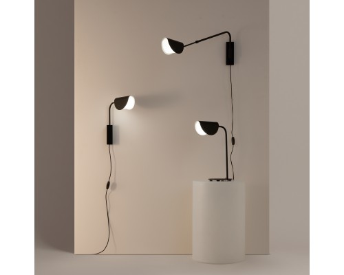 Настенный светильник (бра) Maytoni MOD126WL-01B1