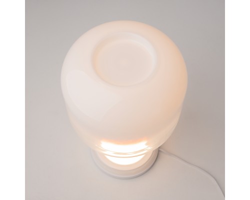 Настольный светильник Maytoni MOD286TL-L18W3K