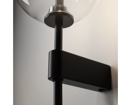 Настенный светильник (бра) Maytoni MOD172WL-01B