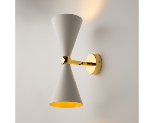 Настенный светильник (бра) Maytoni MOD108WL-02WG