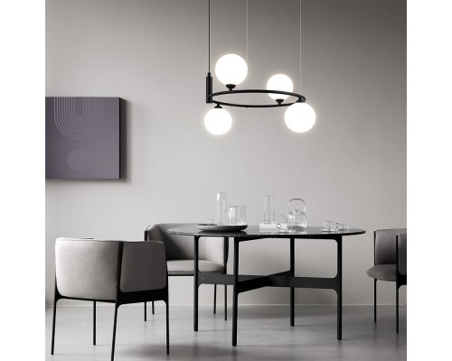 Подвесной светильник Maytoni MOD013PL-04B