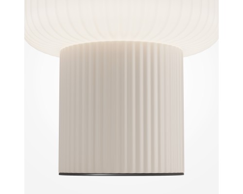 Настольный светильник Maytoni MOD404TL-01BG