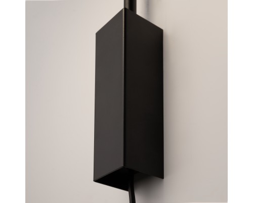 Настенный светильник (бра) Maytoni MOD126WL-01B