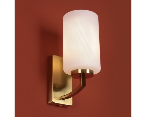 Настенный светильник (бра) Freya FR2059WL-01BS