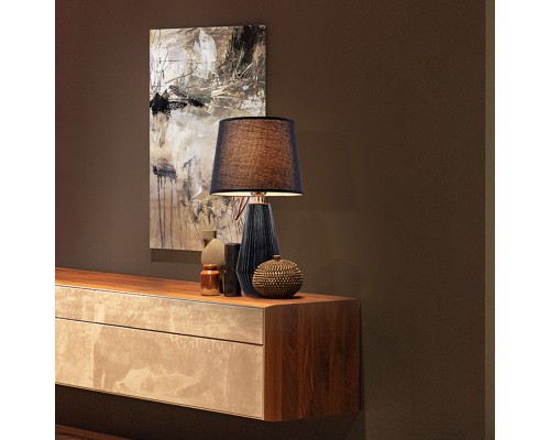 Настольный светильник Maytoni Z181-TL-01-B