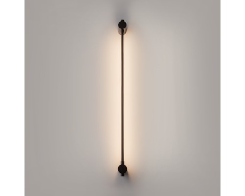 Настенный светильник (бра) Maytoni MOD413WL-L8B3K