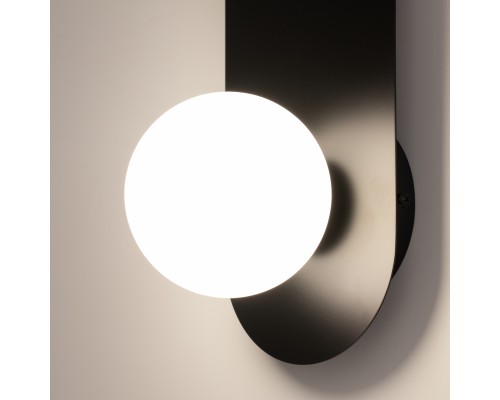 Настенный светильник (бра) Maytoni MOD419WL-01B