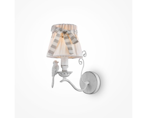 Настенный светильник (бра) Maytoni ARM013-01-W