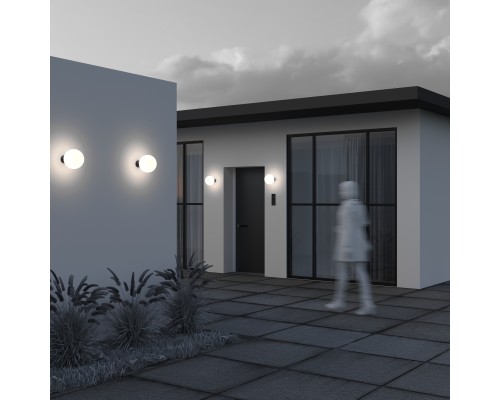 Настенный светильник (бра) Outdoor O598WL-01B1