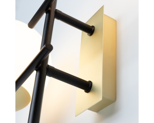 Настенный светильник (бра) Maytoni MOD050WL-02G