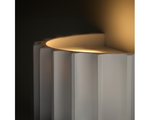 Настенный светильник (бра) Freya FR5437WL-L7W