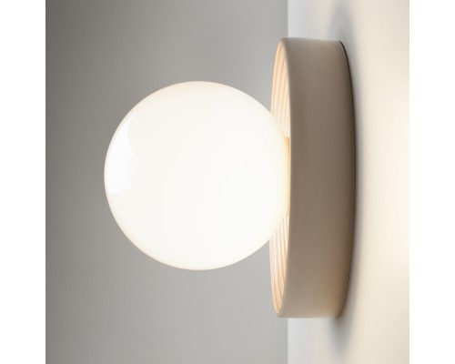 Настенный светильник (бра) Maytoni MOD403WL-01BG