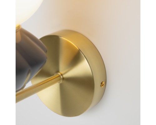 Настенный светильник (бра) Maytoni MOD362WL-L5GR3K