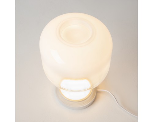 Настольный светильник Maytoni MOD286TL-L8W3K