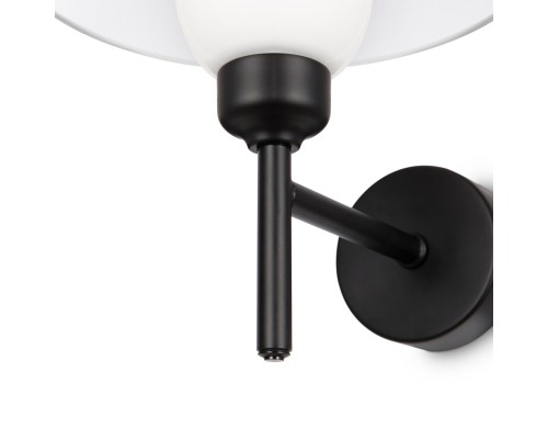 Настенный светильник (бра) Maytoni MOD177WL-01B