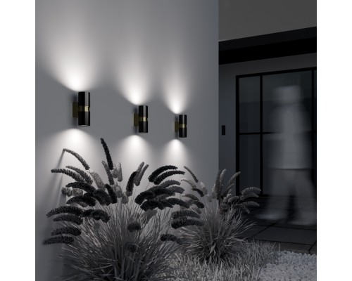 Настенный светильник (бра) Outdoor O582WL-02B