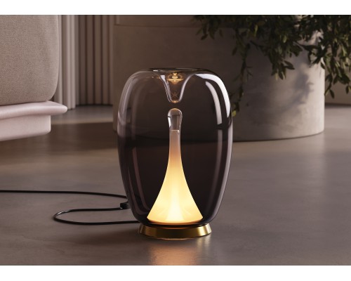 Настольный светильник Maytoni MOD282TL-L15G3K