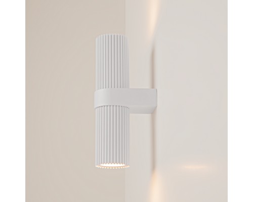 Настенный светильник (бра) Maytoni MOD326WL-02W